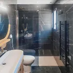 3 Bedroom Stunning In * Nissan-lez-Enserune
