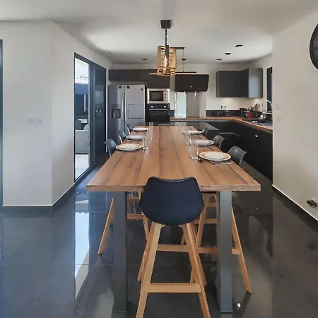 3 Bedroom Stunning In Feriehus